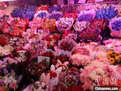 礼品花卉市场升温，鲜花批发市场迎销售高峰