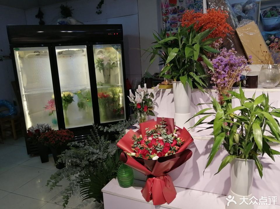 礼品花卉 从心意传递到商业销售的艺术